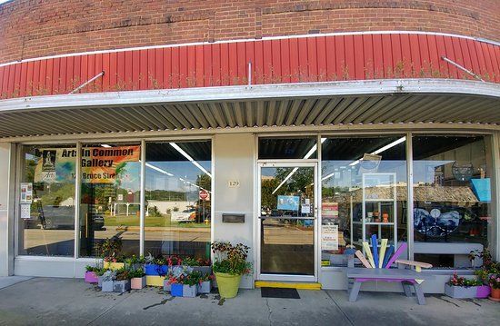 Arts In Common Gallery