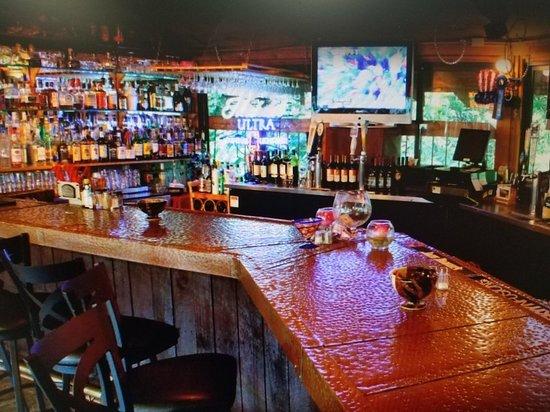 Crystelle Creek Restaurant and Grill