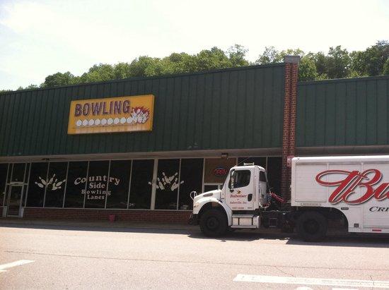 Country Side Bowling Lanes